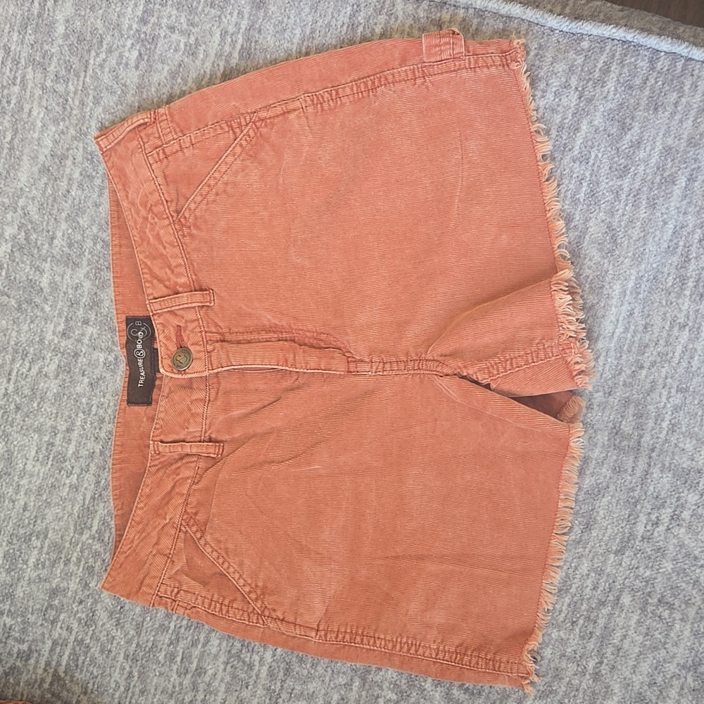 Treasure & Bond light corduroy shorts
